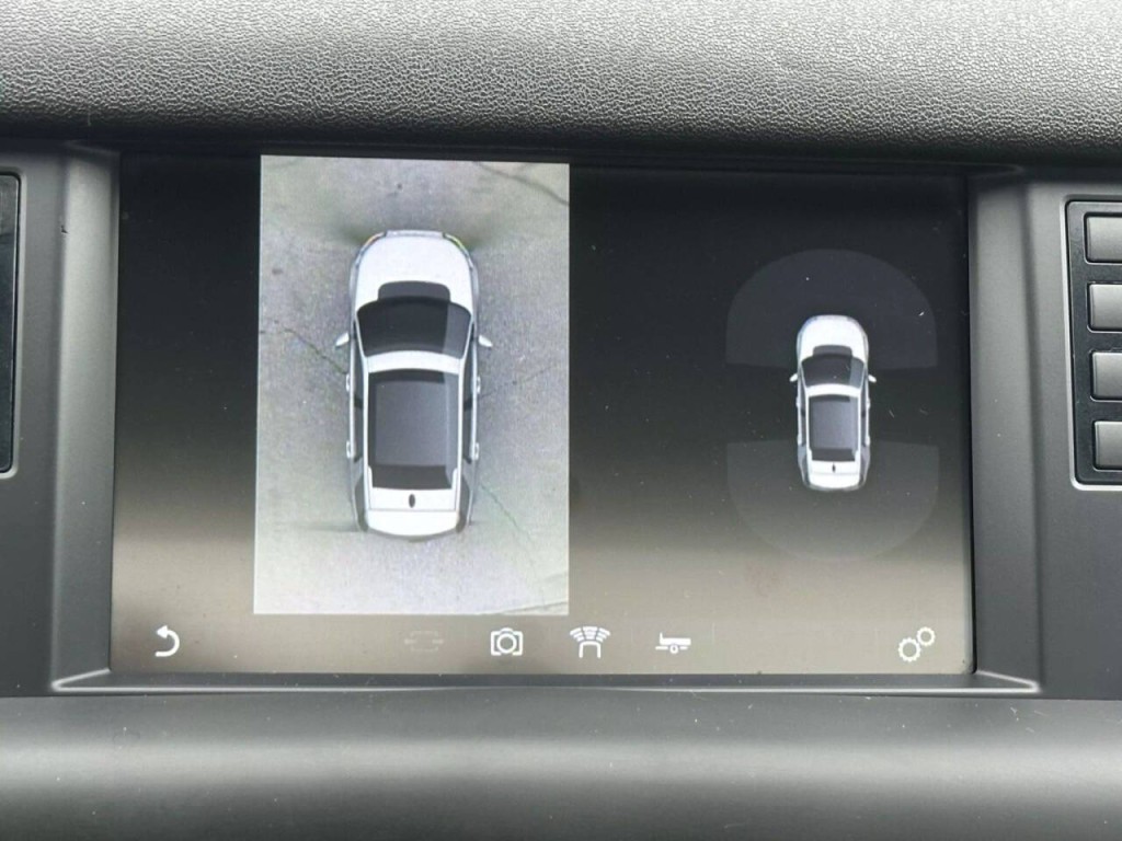 2015 Land Rover Discovery Sport Image 41