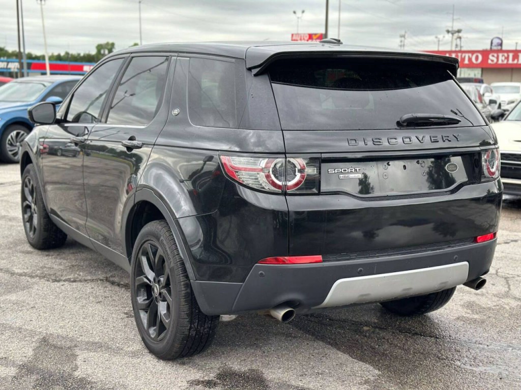 2015 Land Rover Discovery Sport Image 8