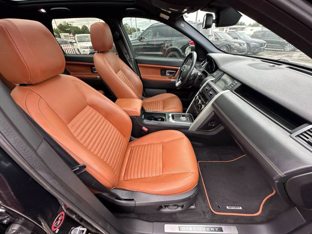 2015 Land Rover Discovery Sport Image 13