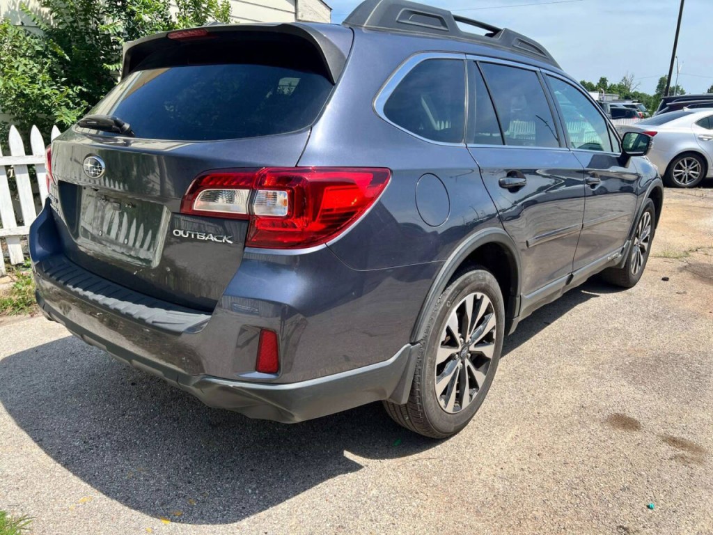 2015 Subaru Outback Image 5