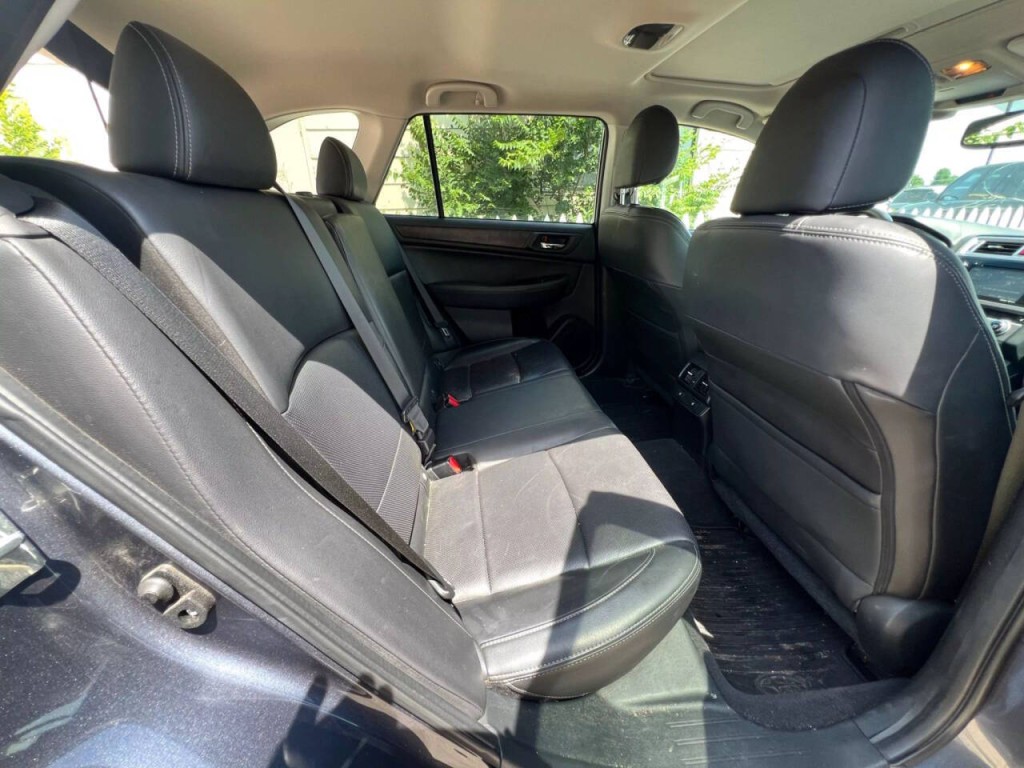 2015 Subaru Outback Image 15