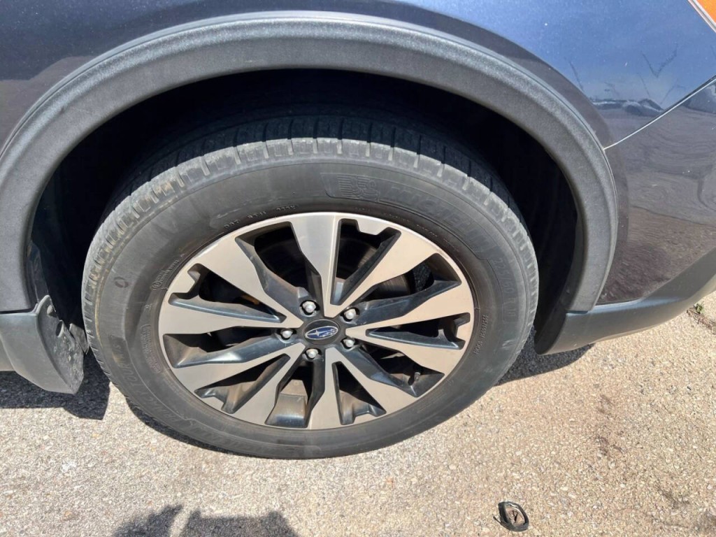 2015 Subaru Outback Image 23