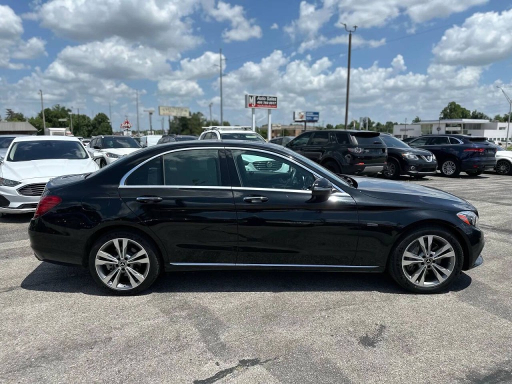 2018 Mercedes-Benz C-Class Image 5