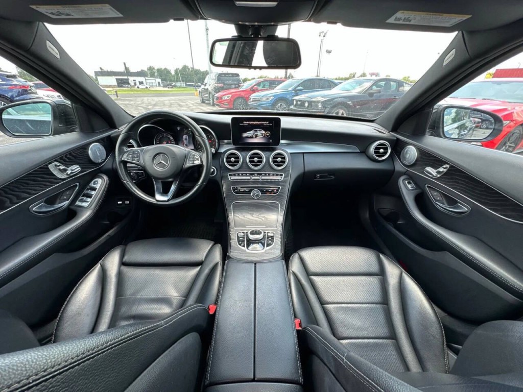 2018 Mercedes-Benz C-Class Image 11