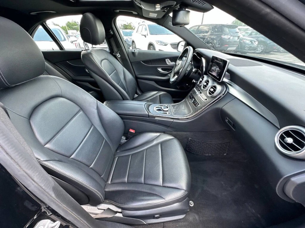 2018 Mercedes-Benz C-Class Image 13
