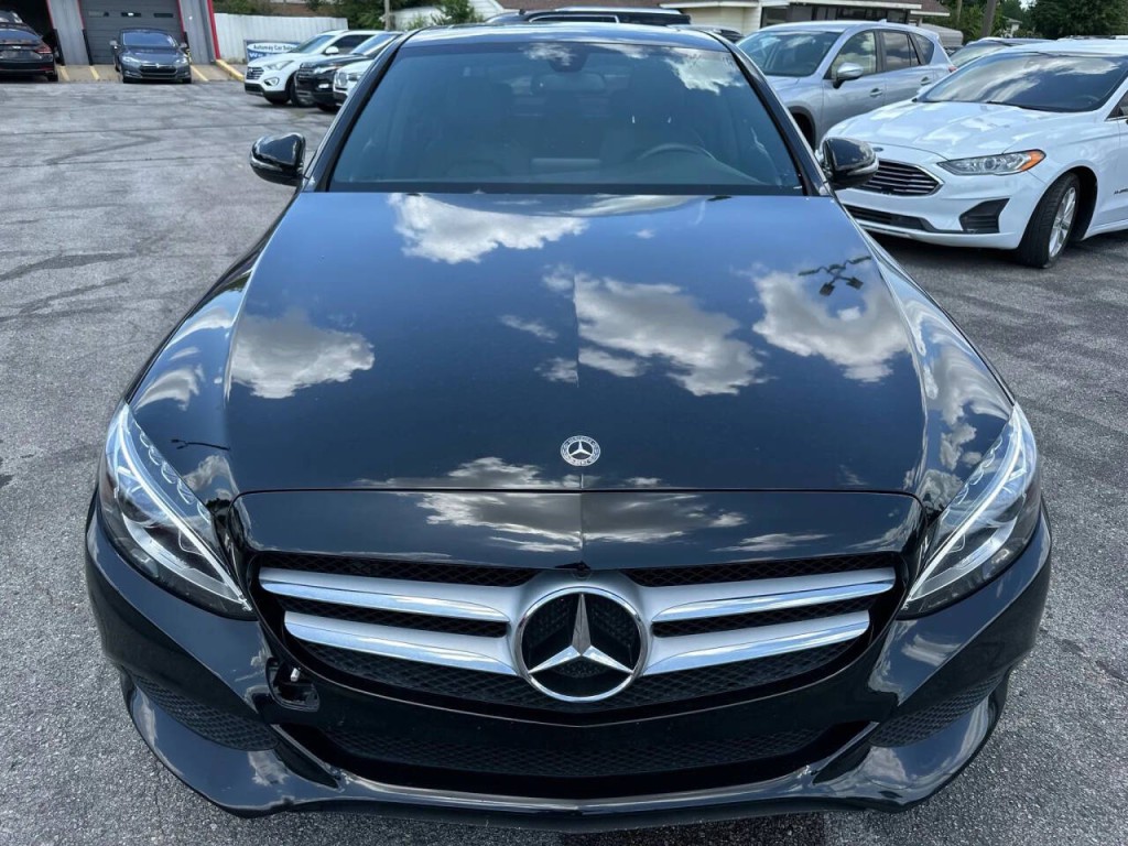 2018 Mercedes-Benz C-Class Image 29