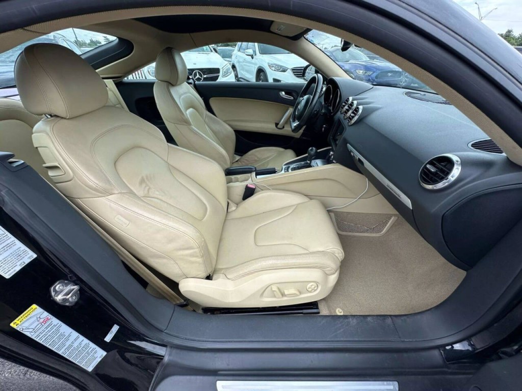 2008 Audi TT Image 14