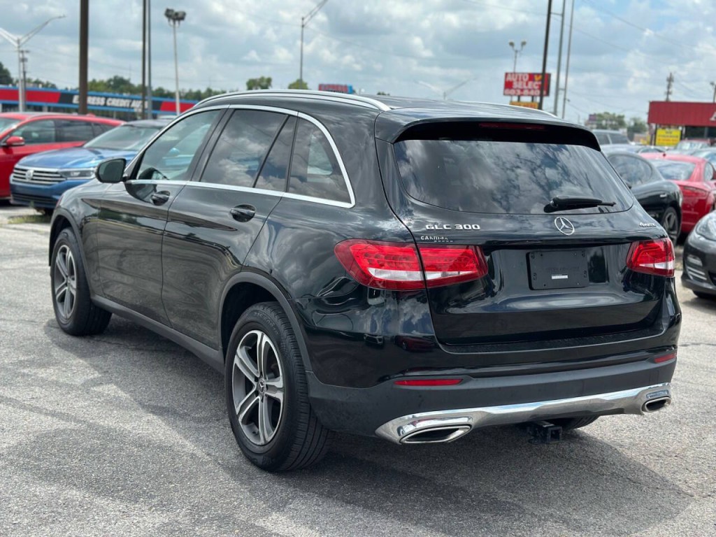 2019 Mercedes-Benz GLC-Class Image 8