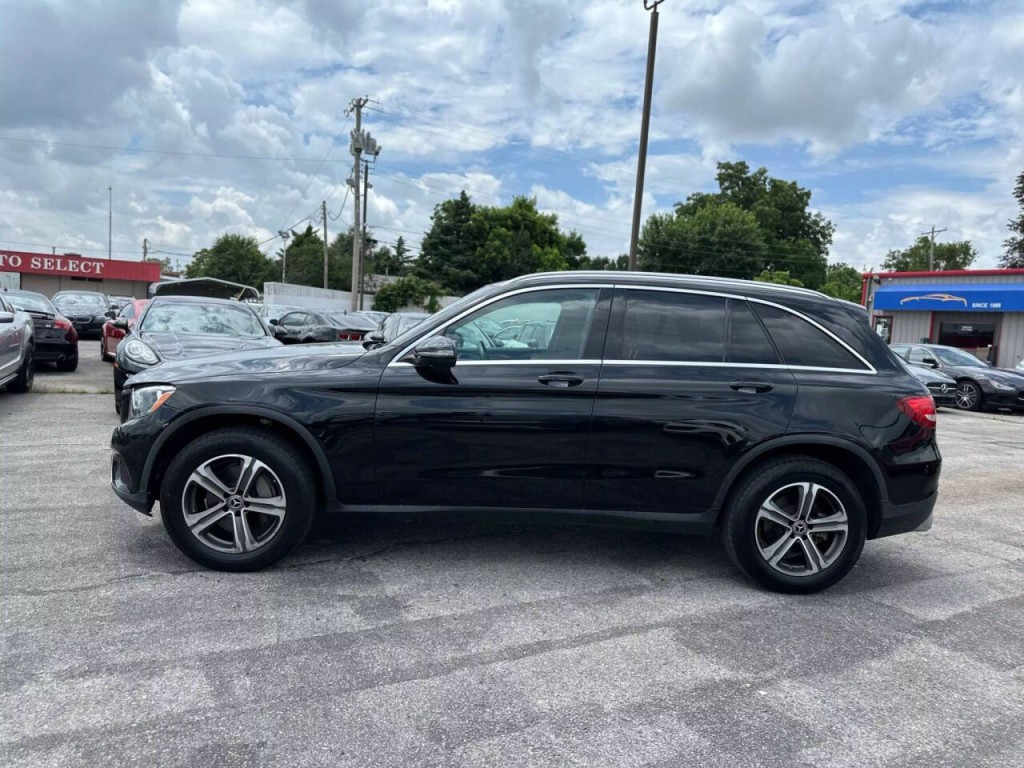 2019 Mercedes-Benz GLC-Class Image 9