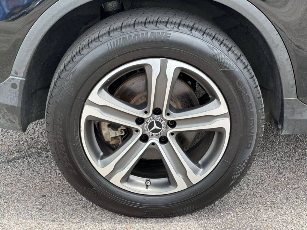 2019 Mercedes-Benz GLC-Class Image 19