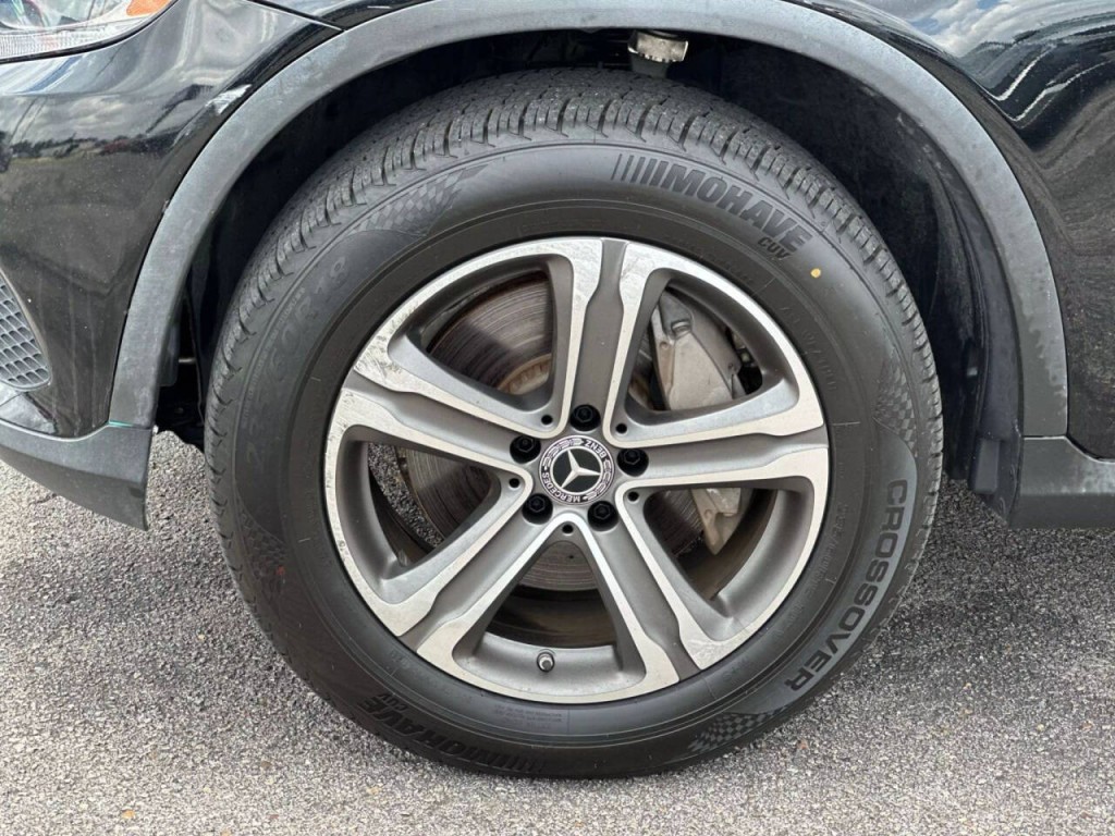2019 Mercedes-Benz GLC-Class Image 21