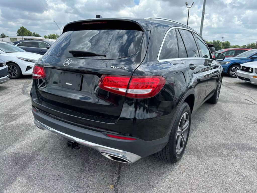 2019 Mercedes-Benz GLC-Class Image 27