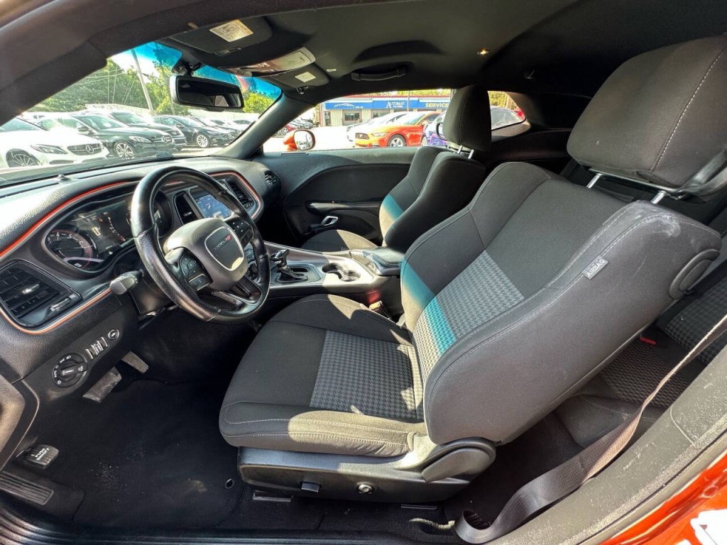 2020 Dodge Challenger Image 11
