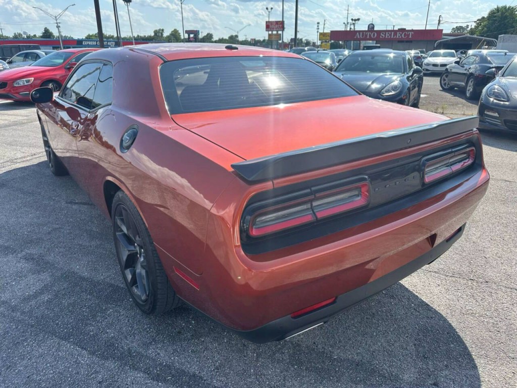 2020 Dodge Challenger Image 24