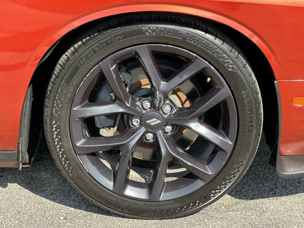 2020 Dodge Challenger Image 27