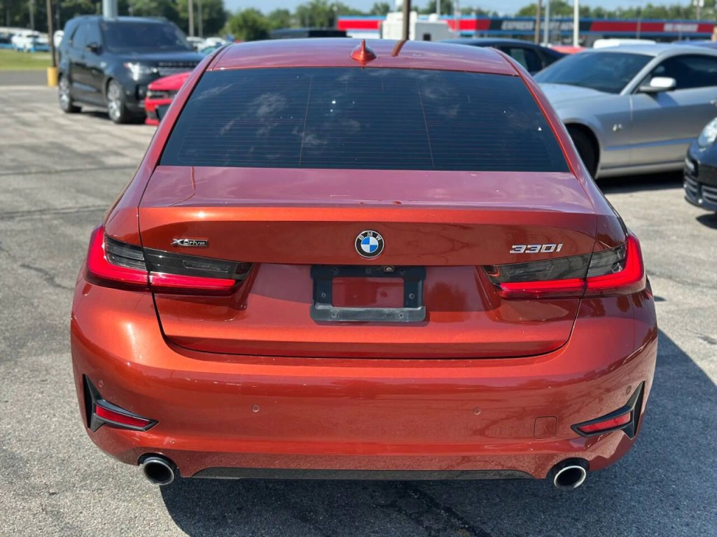 2020 BMW 3 Series Image 7
