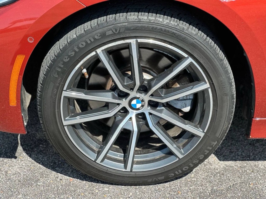2020 BMW 3 Series Image 24