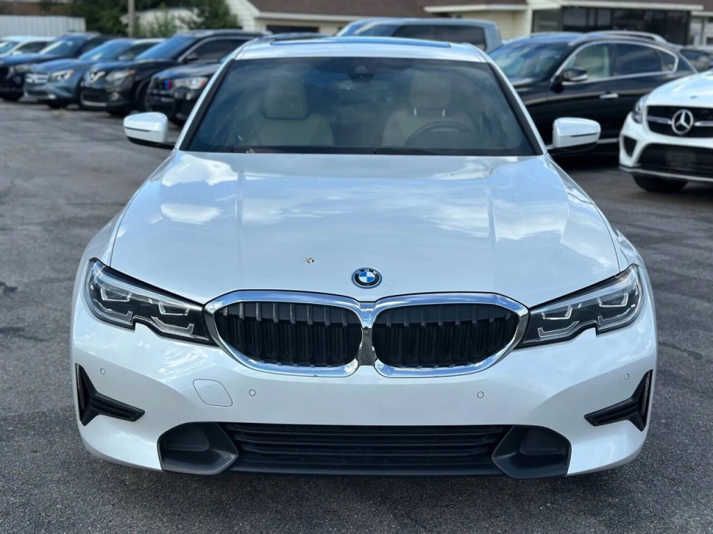 2022 BMW 3 Series Image 4