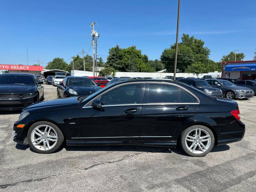 2012 Mercedes-Benz C-Class Image 9
