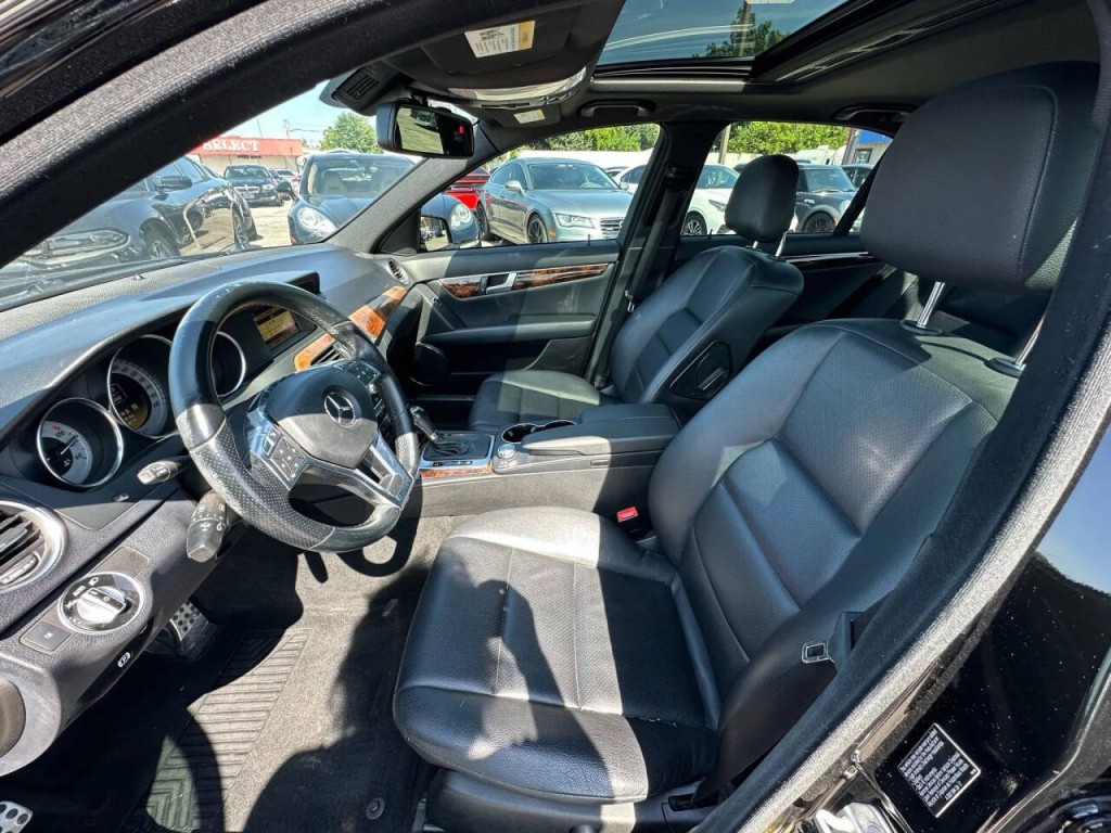 2012 Mercedes-Benz C-Class Image 10