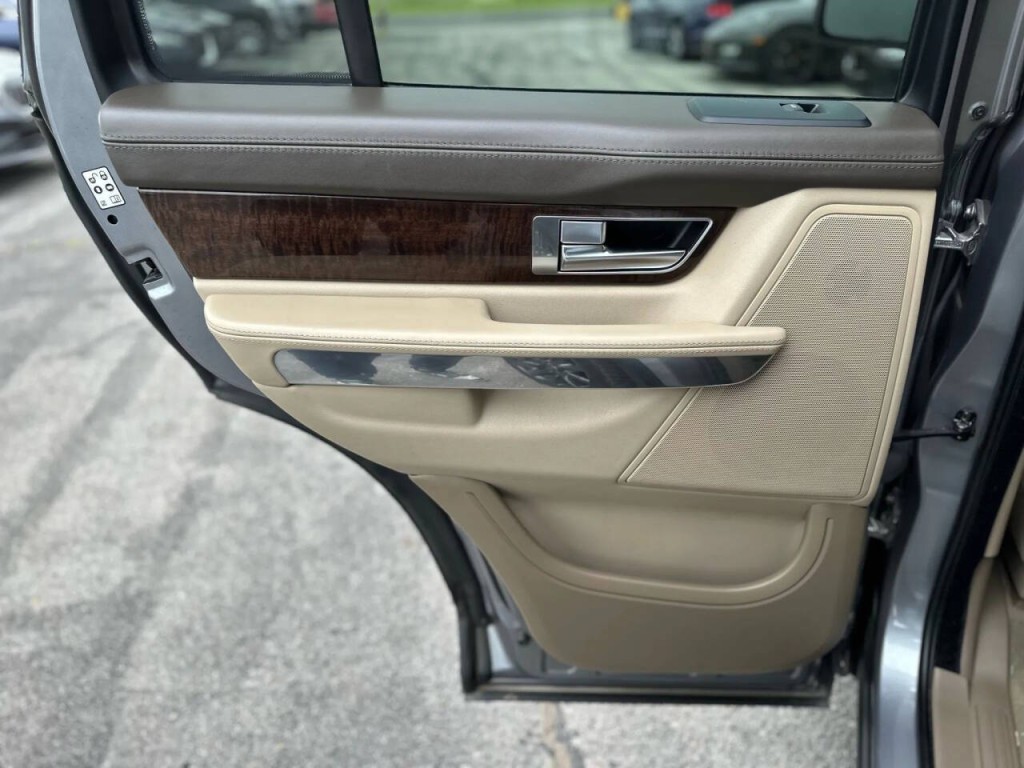 2013 Land Rover Range Rover Sport Image 20