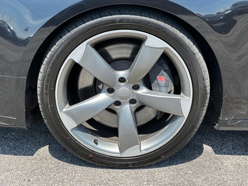 2015 Audi S8 Image 29