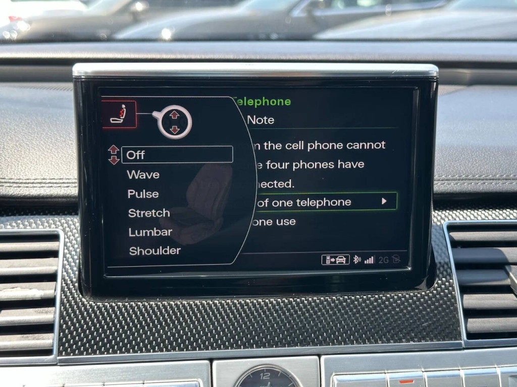 2015 Audi S8 Image 48