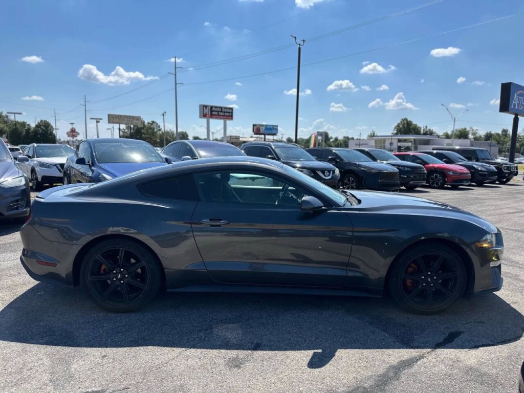 2019 Ford Mustang Image 4