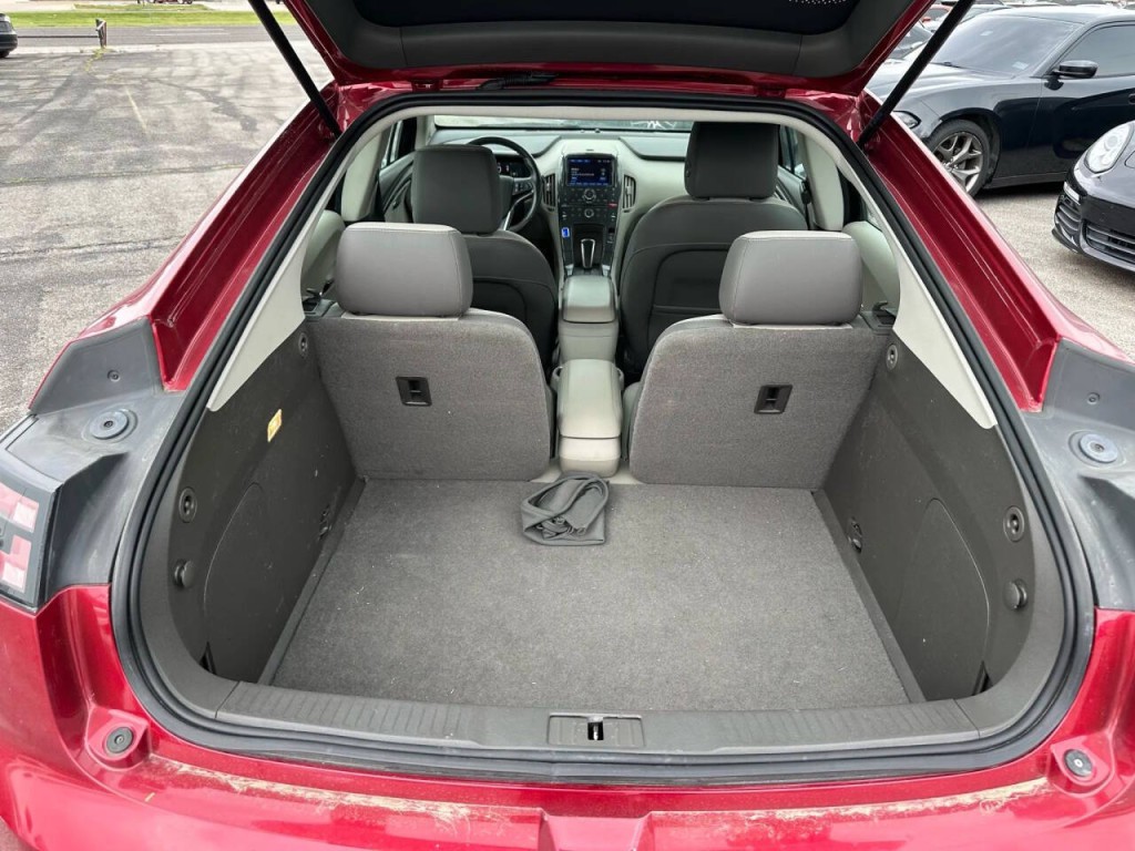 2013 Chevrolet Volt Image 18