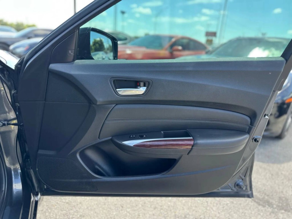 2015 Acura TL Image 30