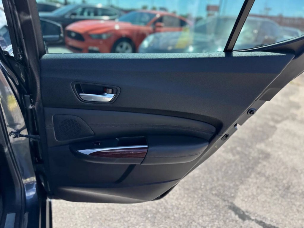 2015 Acura TL Image 22