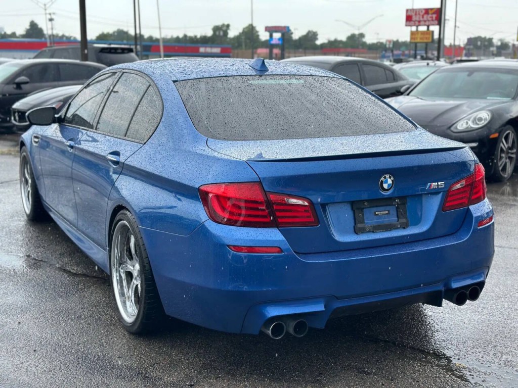 2013 BMW M5 Image 8