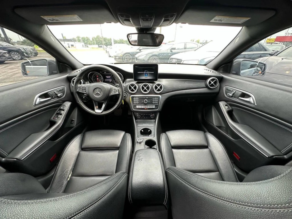 2018 Mercedes-Benz CLA-Class Image 11