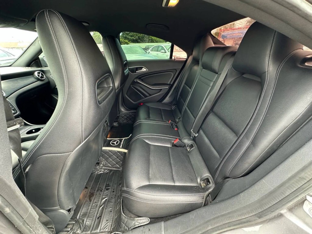2018 Mercedes-Benz CLA-Class Image 17