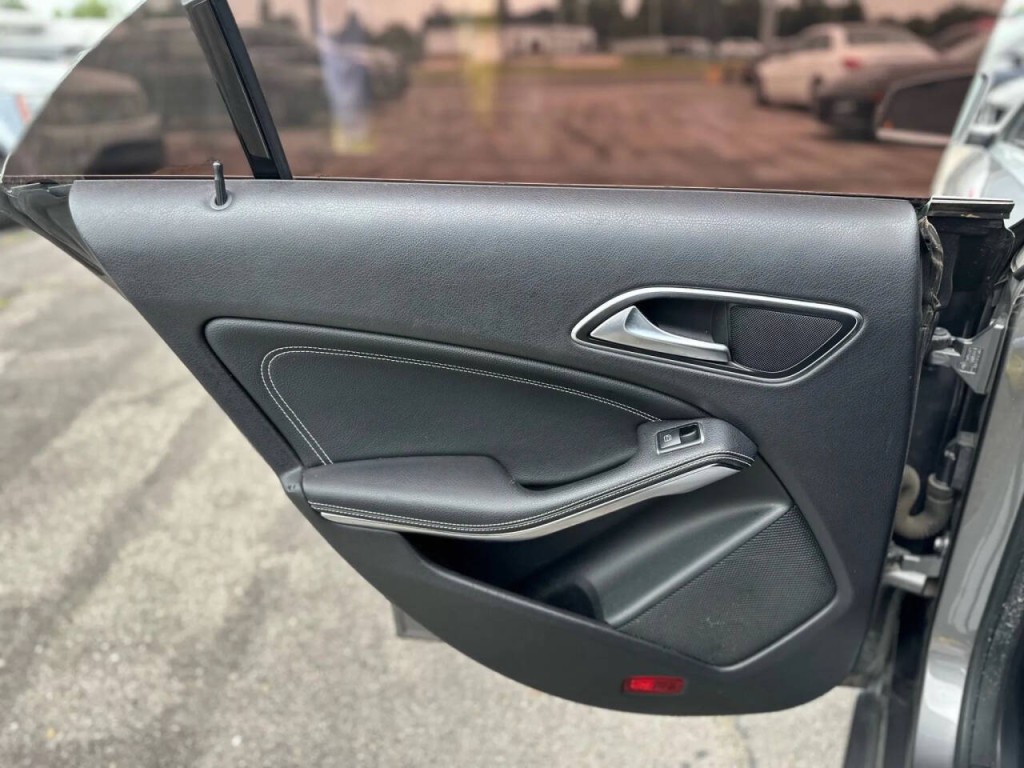 2018 Mercedes-Benz CLA-Class Image 20