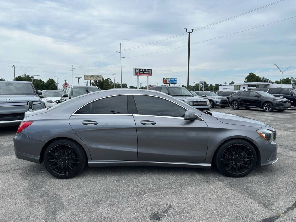 2018 Mercedes-Benz CLA-Class Image 30