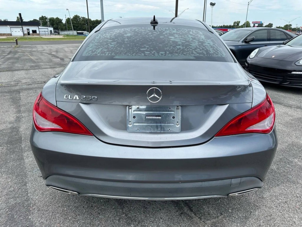 2018 Mercedes-Benz CLA-Class Image 32