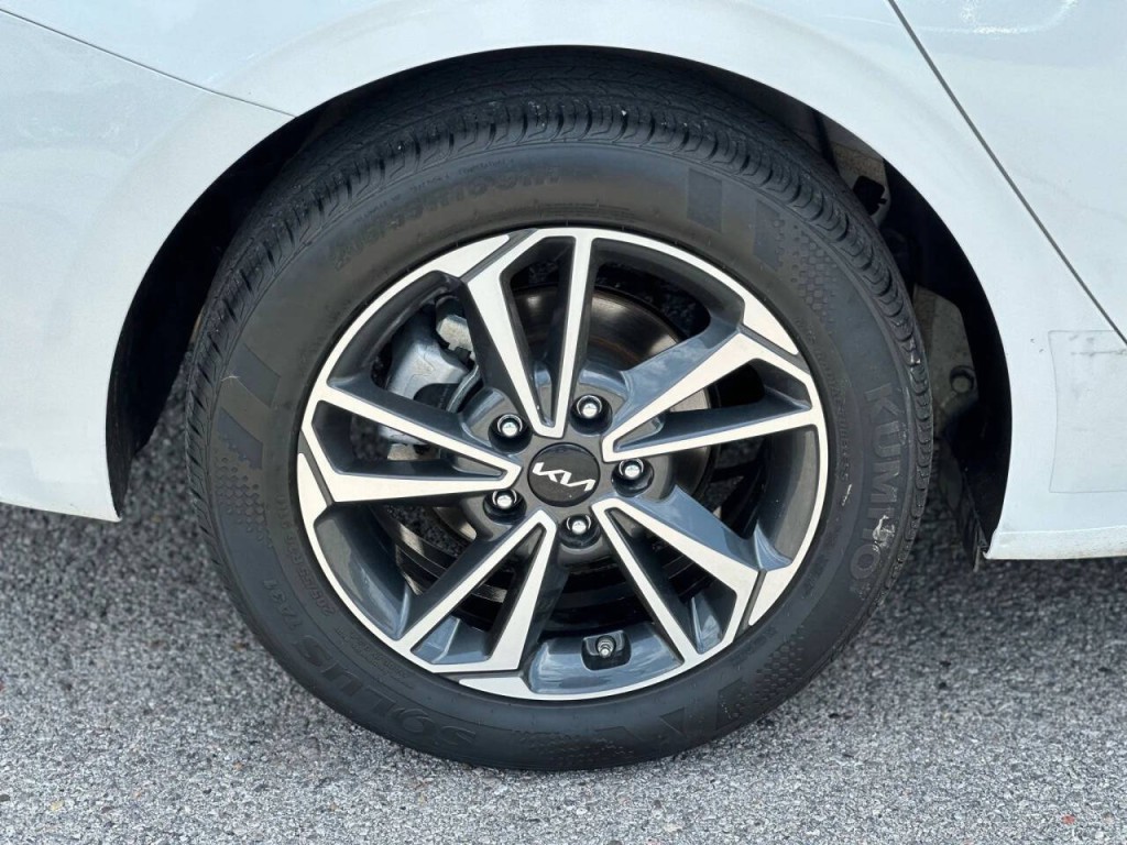 2024 Kia Forte Image 27