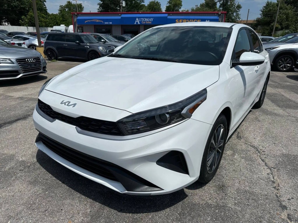 2024 Kia Forte Image 28