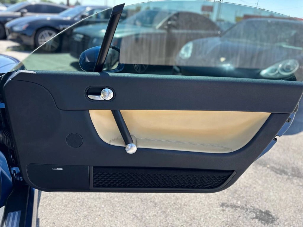 2006 Audi TT Image 11
