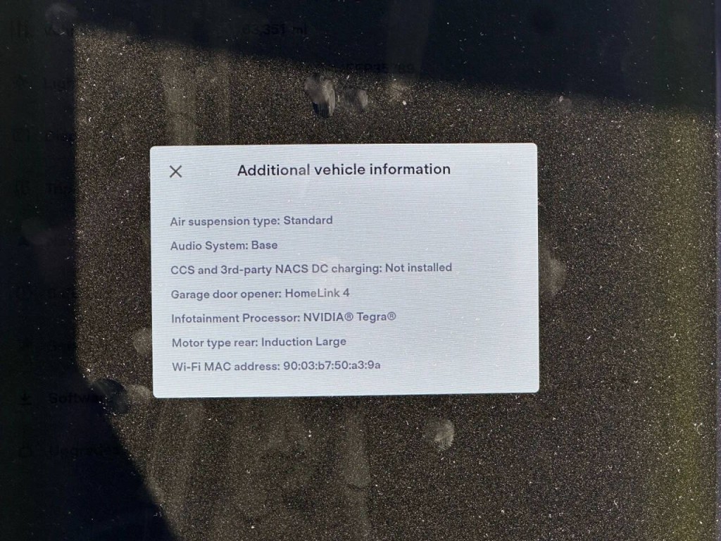 2014 Tesla Model S Image 26