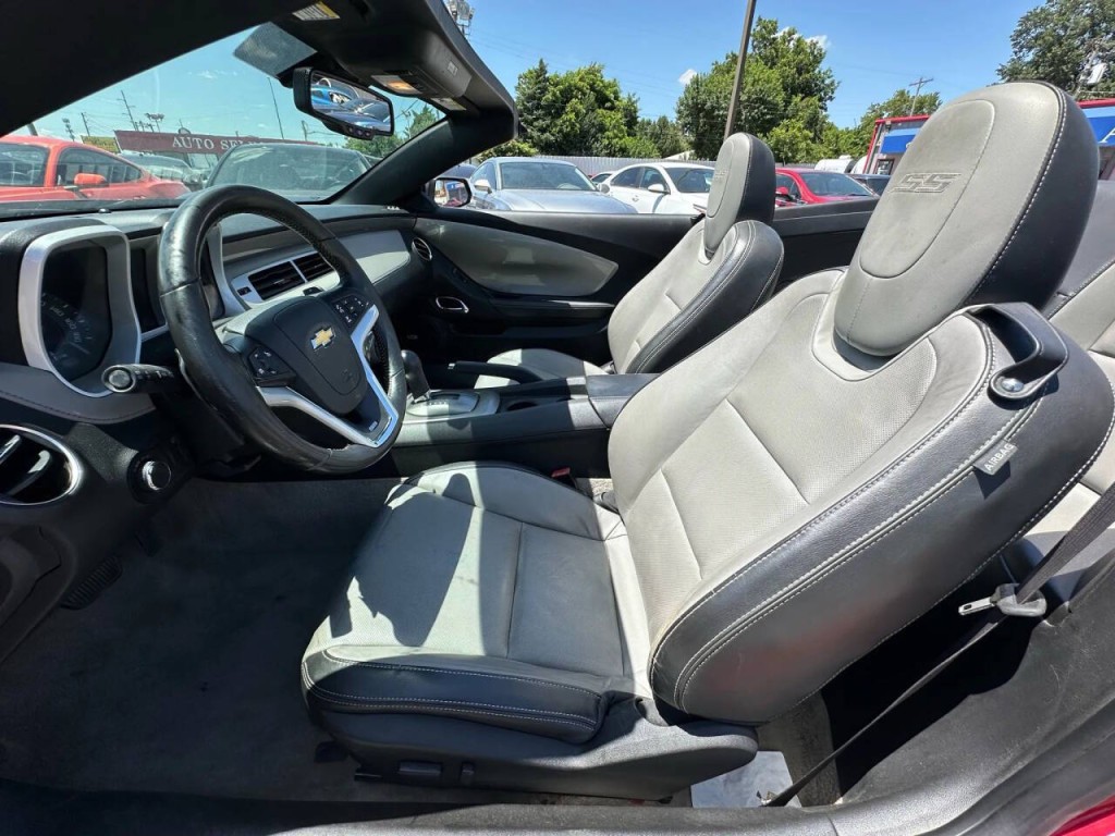 2012 Chevrolet Camaro Image 17
