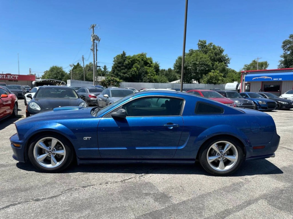2007 Ford Mustang Image 8
