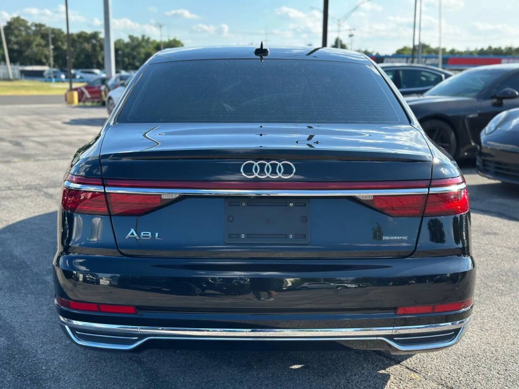 2019 Audi A8 Image 9