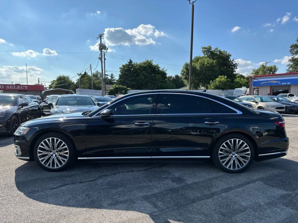 2019 Audi A8 Image 11