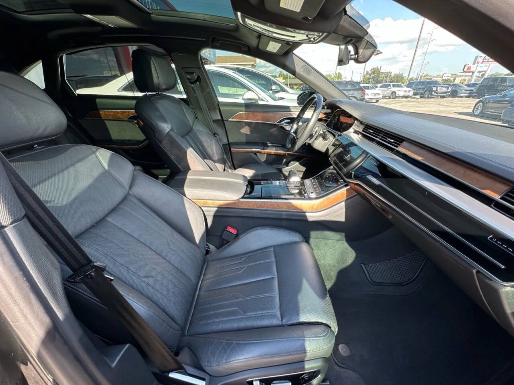 2019 Audi A8 Image 15