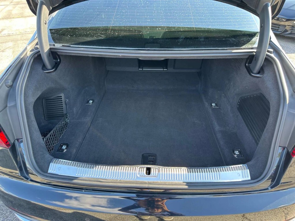 2019 Audi A8 Image 20