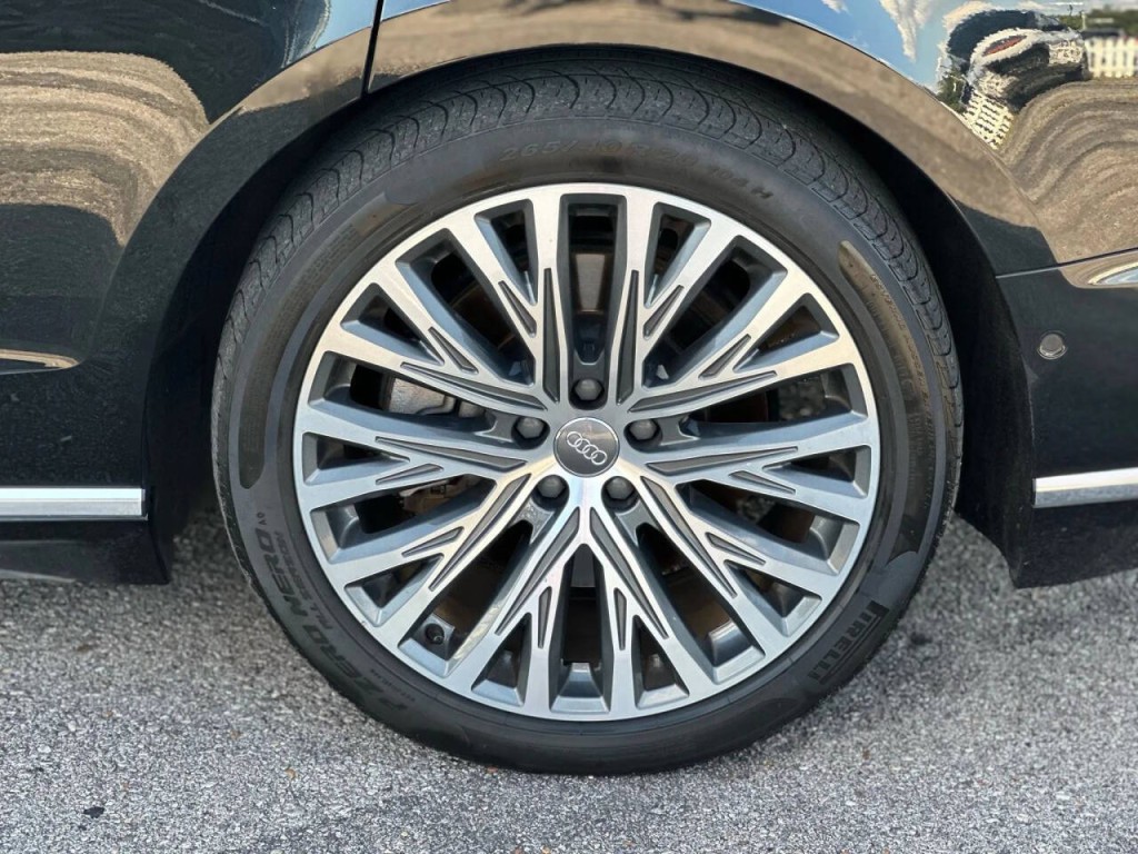 2019 Audi A8 Image 29