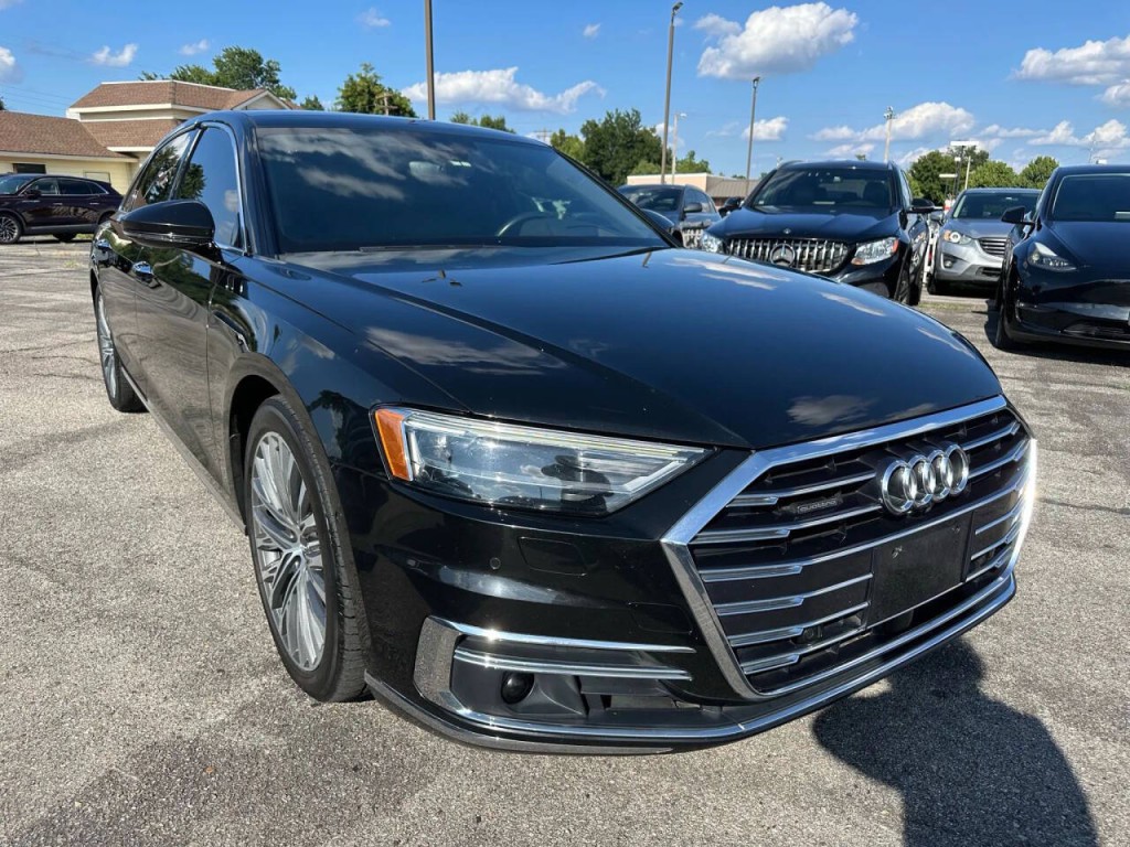 2019 Audi A8 Image 32