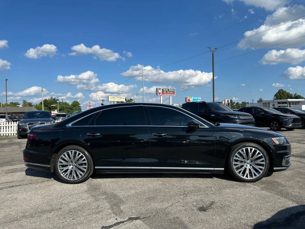 2019 Audi A8 Image 33